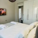 Flev\'S House With Jacuzzi